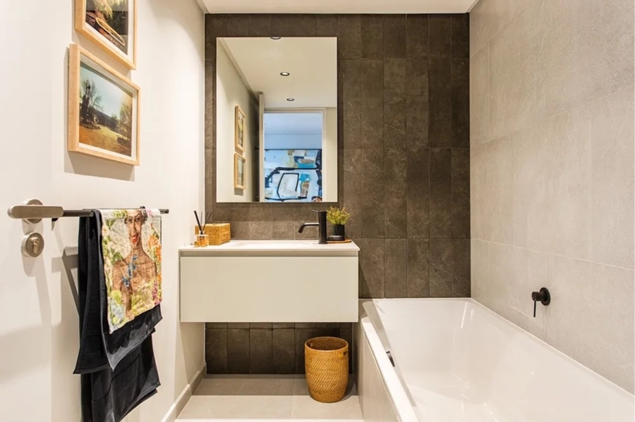 2 Bedroom Property for Sale in De Waterkant Western Cape